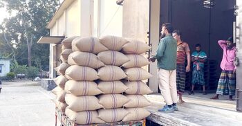 ফরিদপুরে তালিকা ও উদ্বোধনের আগেই খাদ্য গুদামে ধান মজুতের অভিযোগ