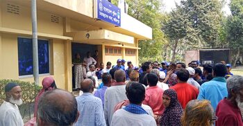 ফরিদপুরে জমি দখলের অভিযোগ, ইউএনও-ওসির দ্বারস্থ গ্রামবাসী