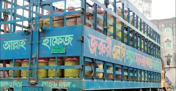 ফেনীতে এলপি গ্যাস সংকট, বাড়তি দামে বিক্রির অভিযোগ