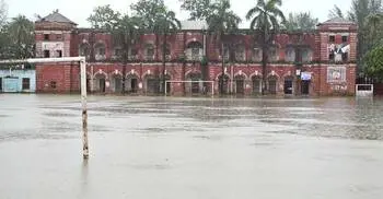 ফেনীতে এক ঘণ্টার বৃষ্টিতে শহরে জলাবদ্ধতা