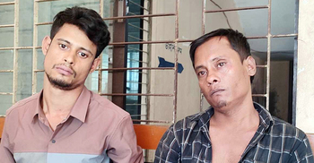 ছিনতাই করার সময় দুই রোহিঙ্গা যুবক আটক