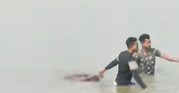মুহুরী নদীতে ভাসছিলো নারীর মরদেহ