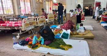 ফেনীতে ঠান্ডাজনিত রোগের প্রকোপ বেড়েছে