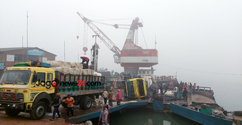 ফেরিডুবির ২৪ ঘণ্টায়ও খোঁজ মেলেনি সেকেন্ড অফিসারের