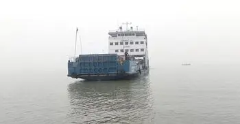 পৌনে দুই ঘণ্টা পর দৌলতদিয়া-পাটুরিয়া নৌরুটে ফেরি চলাচল শুরু
