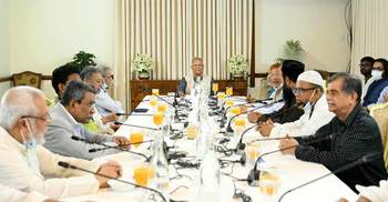 ফ্যাসিবাদবিরোধী ঐক্যের প্রশ্নে একমত রাজনৈতিক দলগুলো: আইন উপদেষ্টা