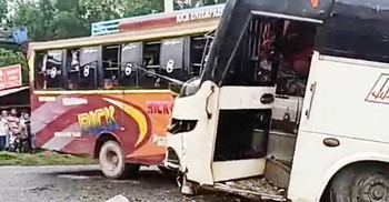 ফরিদপুরে দুই বাসের সংঘর্ষে নিহত ৩