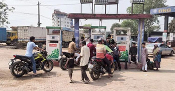 Govt sets daily fuel purchase limits
