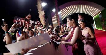 সৌদি আরবের লাল গালিচায় বিশ্বতারকারা