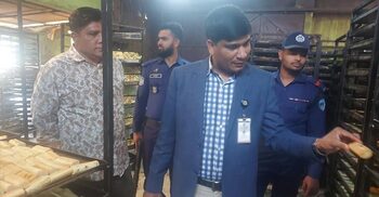 অস্বাস্থ্যকর পরিবেশে খাদ্য উৎপাদন, দোকানির জ‌রিমানা