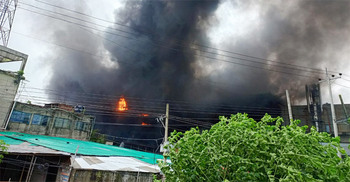 ২১ ঘণ্টা পর নিয়ন্ত্রণে গাজী টায়ার কারখানার আগুন