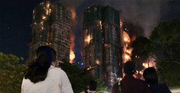 হংকংয়ের বহুতল ভবনে আগুন: নিহতের সংখ্যা বেড়ে ৭৫