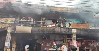 তেজগাঁওয়ে মার্কেটে আগুন, দুই ঘণ্টার চেষ্টায় নিয়ন্ত্রণে