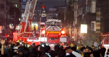 Firefighters quell Bailey Road mall blaze, rescue 18 alive