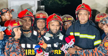 Karail slum fire guts around 1,500 shanties: Fire Service