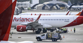 মার্কিন সতর্কতার পর ভেনেজুয়েলাগামী ফ্লাইট বাতিল করলো ৬ এয়ারলাইনস