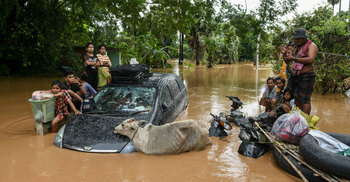 Floods kill 33, displace over 230,000 in Myanmar