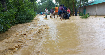Flood crisis deepens: Thousands await rescue, relief