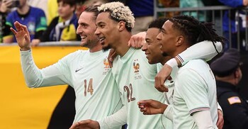 ১০ জনের ফ্রান্সের কাছে ব্রাজিলের হতাশাজনক হার