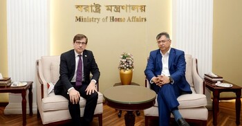 পুলিশ সংস্কারে ফ্রান্সের সহযোগিতা চাইলেন স্বরাষ্ট্রমন্ত্রী