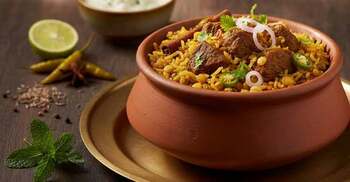 বিফ খিচুড়ির সঙ্গে কাটুক ছুটির দুপুর