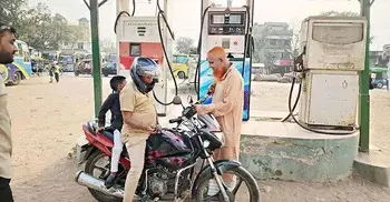 Govt may consider raising fuel prices next month: Energy Minister
