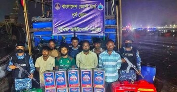 মধ্যরাতে মিয়ানমারে পাচারকালে ১৬০০ লিটার ডিজেলসহ আটক ৭