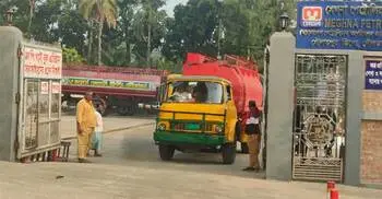 Govt tightens fuel monitoring, eyes WB-IMF financing to secure supply