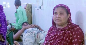 বাকিতে পণ্য না দেওয়ায় গুলি, দোকানদারসহ গুলিবিদ্ধ ২