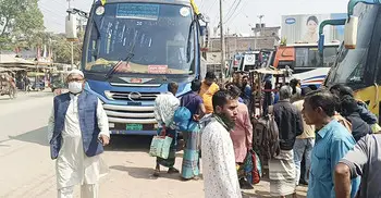 নেই কলকারখানা, কাজের সন্ধানে অন্য জেলায় ছুটছেন গাইবান্ধার শ্রমিকরা