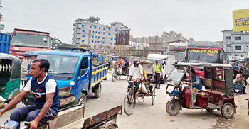 ঢাকা-রংপুর মহাসড়কে কাজ চলমান, ঈদযাত্রায় যানজটের শঙ্কা