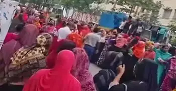 মহাখালীতে সড়ক ছাড়লেন পোশাক শ্রমিকেরা, যান চলাচল স্বাভাবিক