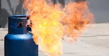 এলপিজি সিলিন্ডার ব্যবহারে যেভাবে সতর্ক থাকবেন