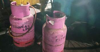 দাম আরও বেড়েছে, ১২ কেজির এলপিজি এখন ২২০০ টাকায়ও মিলছে না