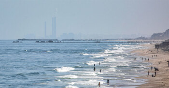 গাজাবাসীর শেষ ভরসা সাগর