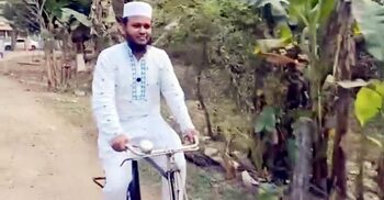 বৃদ্ধকে নিজের গাড়িতে তুলে দিয়ে বাইসাইকেল চালিয়ে গেলেন এমপি