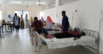 অসুস্থ হয়ে হাসপাতালে গাজীপুরের একই কারখানার ৮০ শ্রমিক