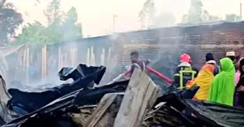 গাজীপুরে আগুনে পুড়লো কারখানা-গুদাম-কলোনি
