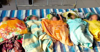 গাজীপুরে পাঁচ নবজাতককে বুকে নিয়ে হাসিমুখে বাড়ি ফিরলেন মা