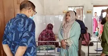 হাসপাতাল পরিদর্শনে গিয়ে দেখলেন নেই চিকিৎসক-কর্মকর্তা