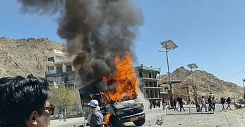 নেপালের পর ভারতেও জেন জি বিক্ষোভ, চ্যালেঞ্জের মুখে মোদী সরকার