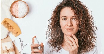 রুক্ষ চুলের ভরসা পিঙ্ক সল্ট হেয়ার স্প্রে