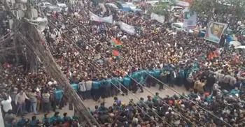 তারেক রহমানের আগমনে নেতাকর্মীদের উপচে পড়া ভীড়