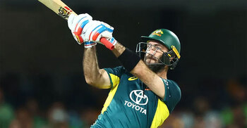 Maxwell sets up Australia win over Pakistan in seven-over thrash