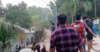 গোপালগঞ্জে শেখ-মোল্লা বংশের সংঘর্ষ, আহত ৪০