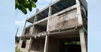 নতুন ভবনের নির্মাণকাজ বন্ধ, পুরোনো ভবনেই চলছে সরকারি অফিসের কাজ