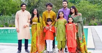 বৈশাখের রঙিন সাজে নতুন তাঁতের পোশাক