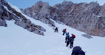 গ্রিসে তুষার ধসে চার পর্যটক নিহত