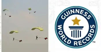 পতাকা হাতে ৫৪ প্যারাট্রুপারের গিনেস ওয়ার্ল্ড রেকর্ডস