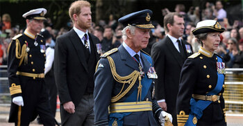 প্রায় ২ বছর পর রাজা চার্লসের সঙ্গে প্রিন্স হ্যারির সাক্ষাৎ
